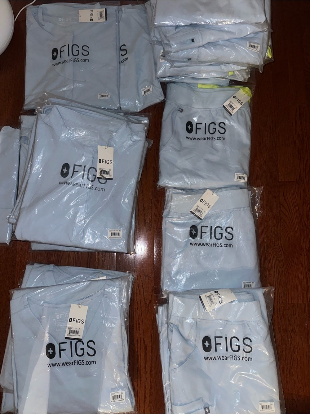 FIGS scrub tops & scrub bottoms 3XL-6XL
